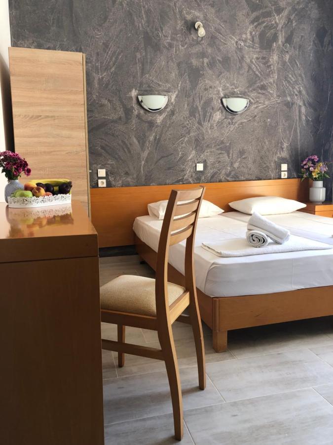 Central Guest House Skiathos Экстерьер фото